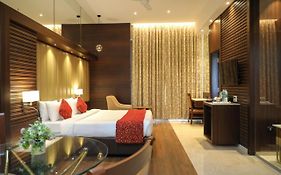 Hotel Gurudev Grand